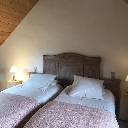 Bed And Breakfast La Fontaine Blanche Melgven Exterior foto