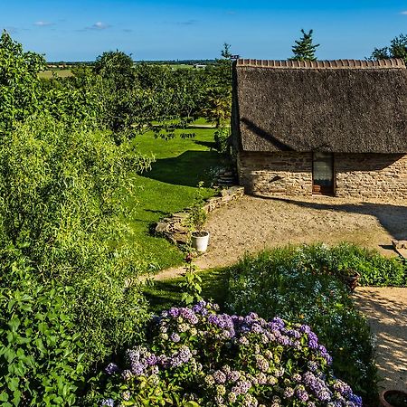 Bed And Breakfast La Fontaine Blanche Melgven Exterior foto